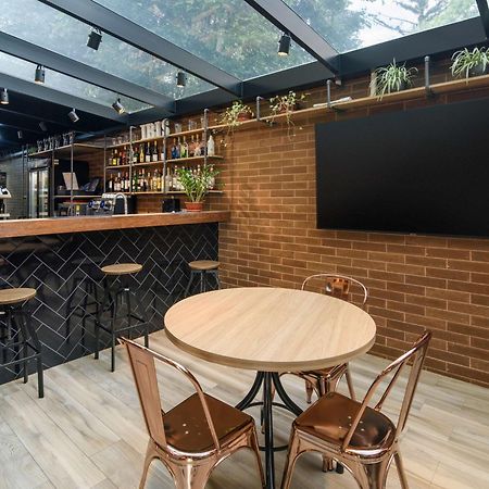 Готель Ibis Curitiba Batel Екстер'єр фото