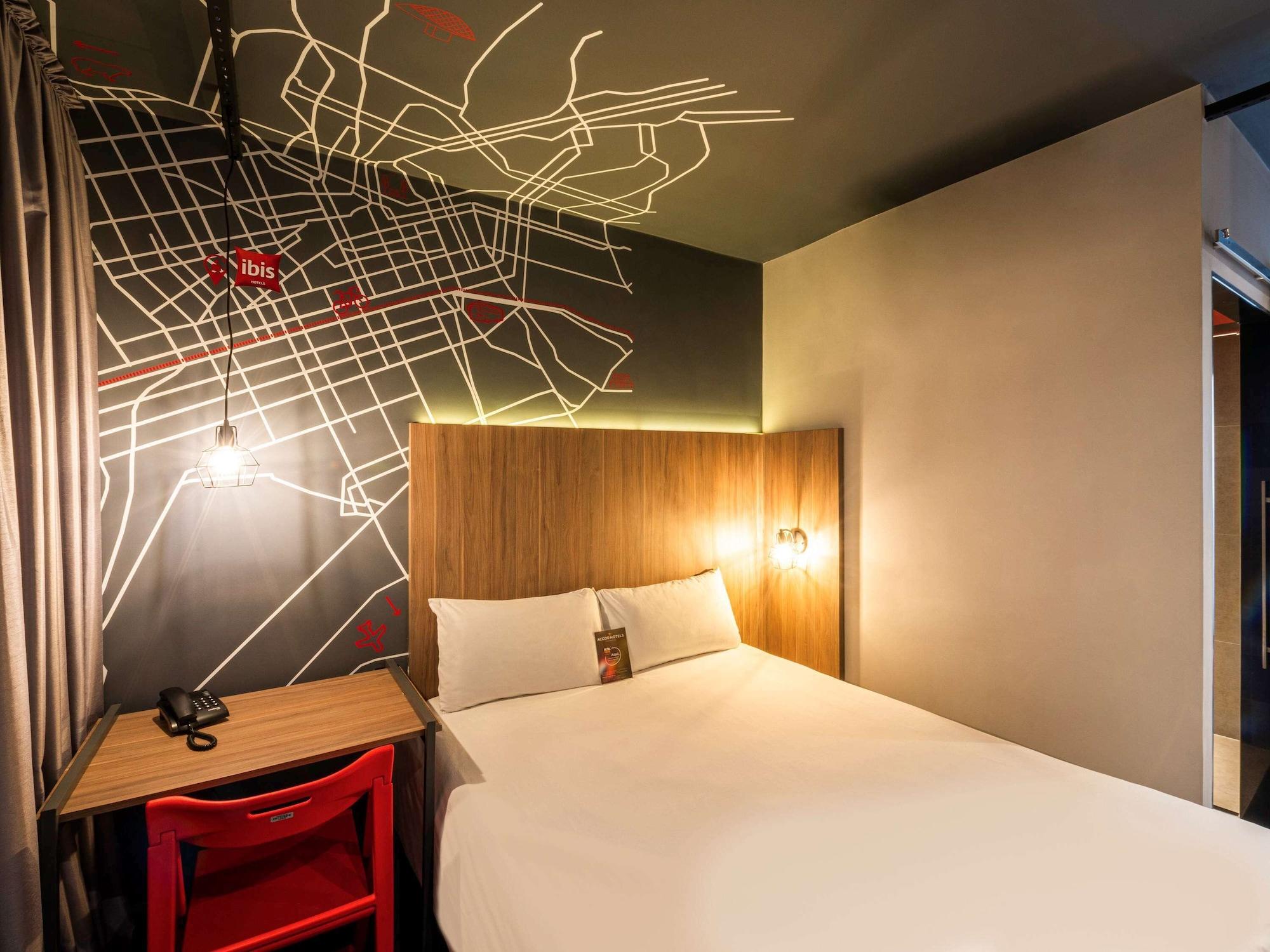 Готель Ibis Curitiba Batel Екстер'єр фото