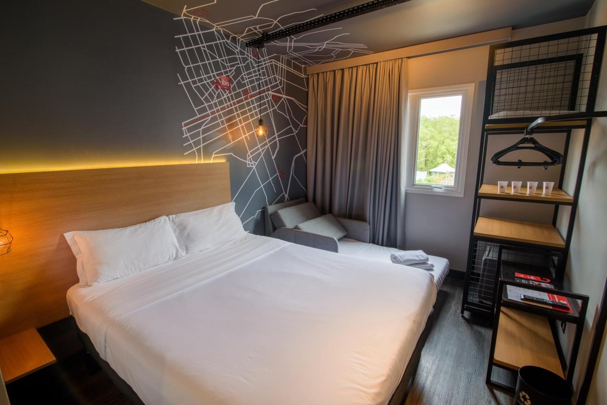 Готель Ibis Curitiba Batel Екстер'єр фото