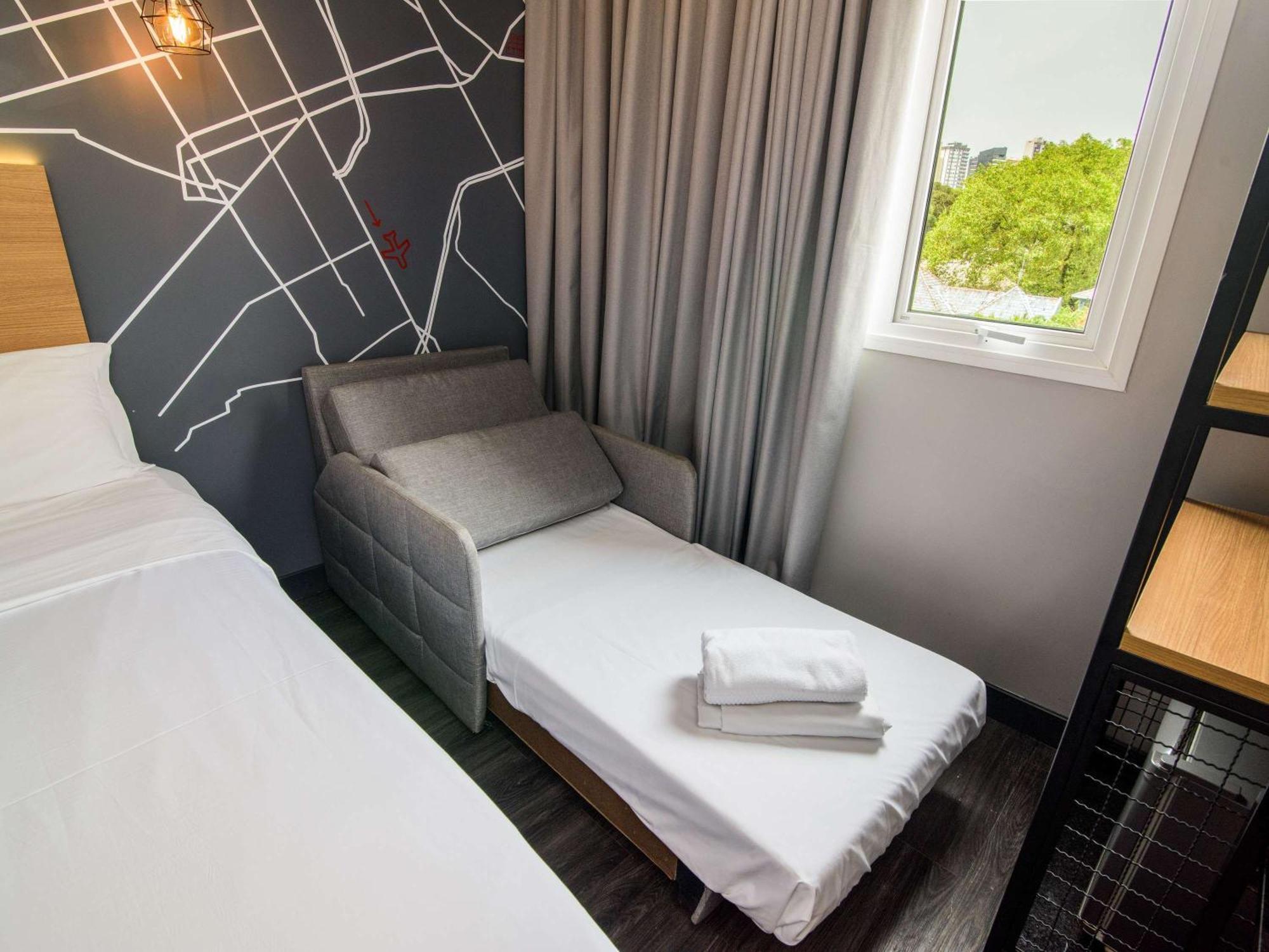 Готель Ibis Curitiba Batel Екстер'єр фото
