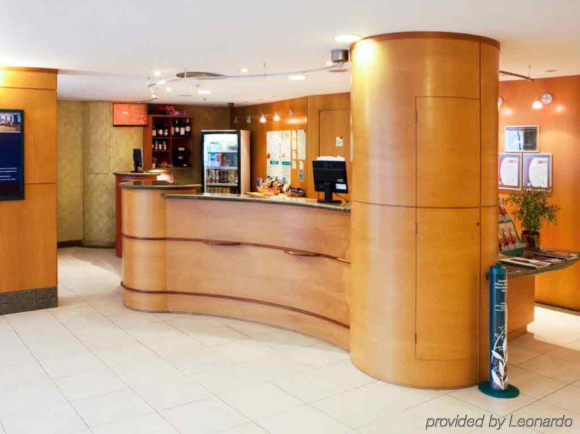 Готель Ibis Curitiba Batel Екстер'єр фото