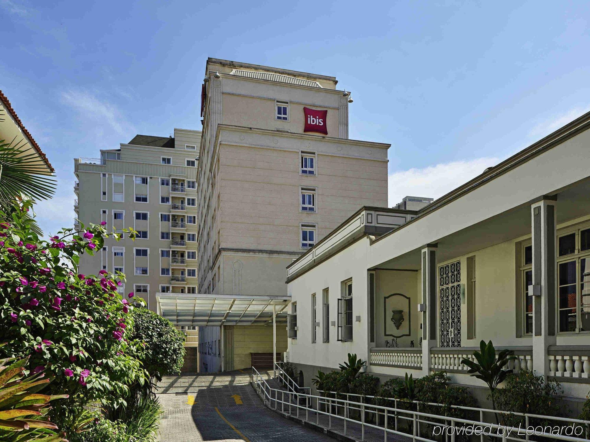 Готель Ibis Curitiba Batel Екстер'єр фото