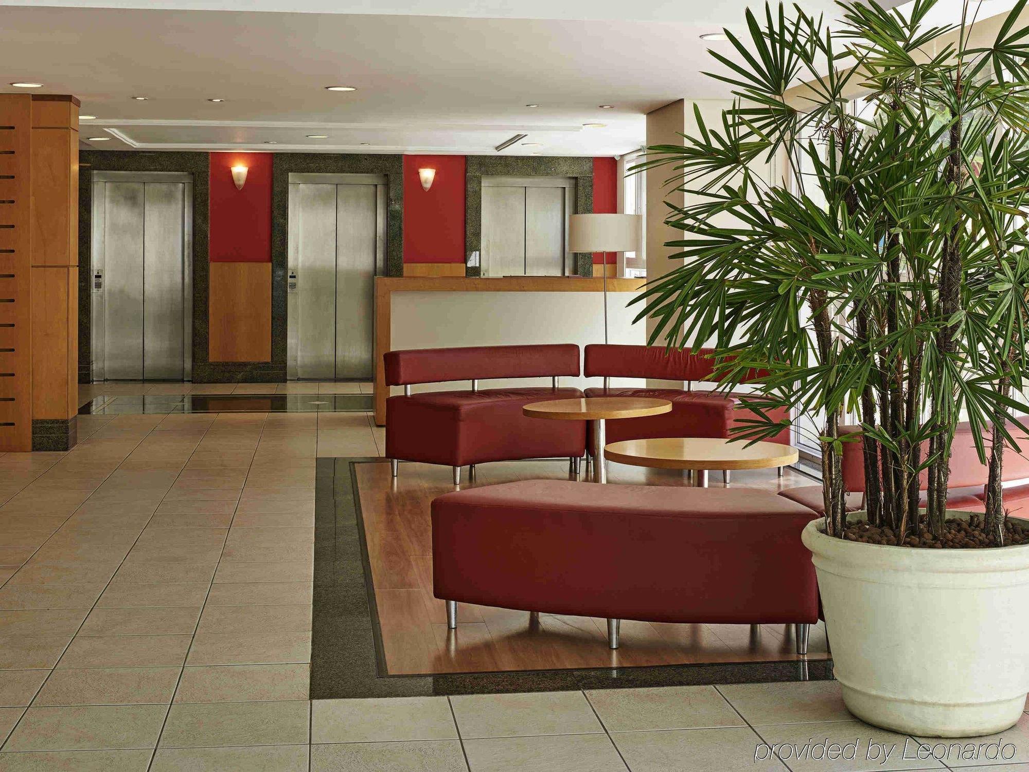 Готель Ibis Curitiba Batel Екстер'єр фото